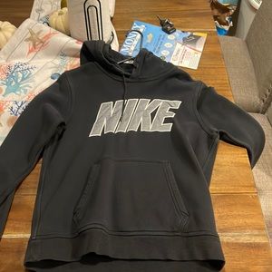 Nike sweat shirt